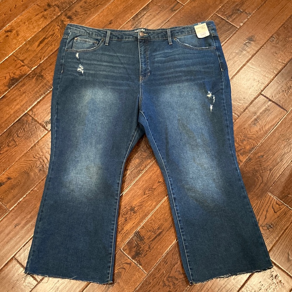 Terra & Sky Plus Vintage Crop Bootcut Jeans Size 26W NEW